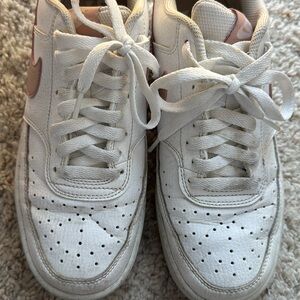 Women’s size 9 Nike shoes